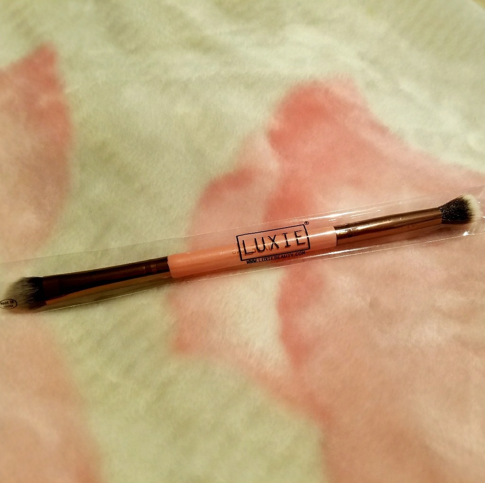 Make up brush